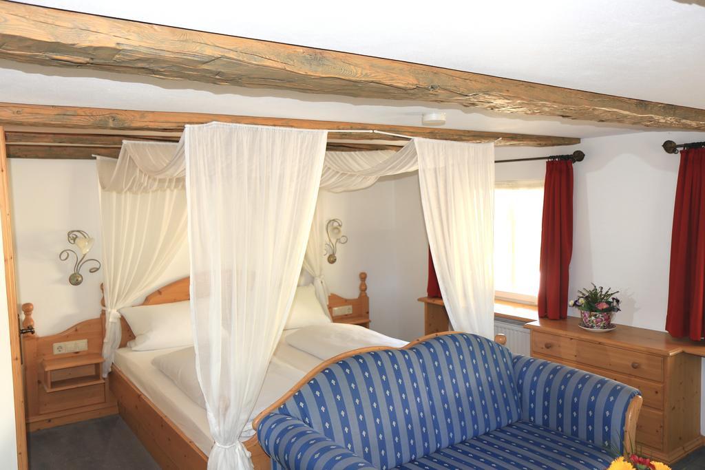 Hotel Landgasthof Adler Altenrond Room photo