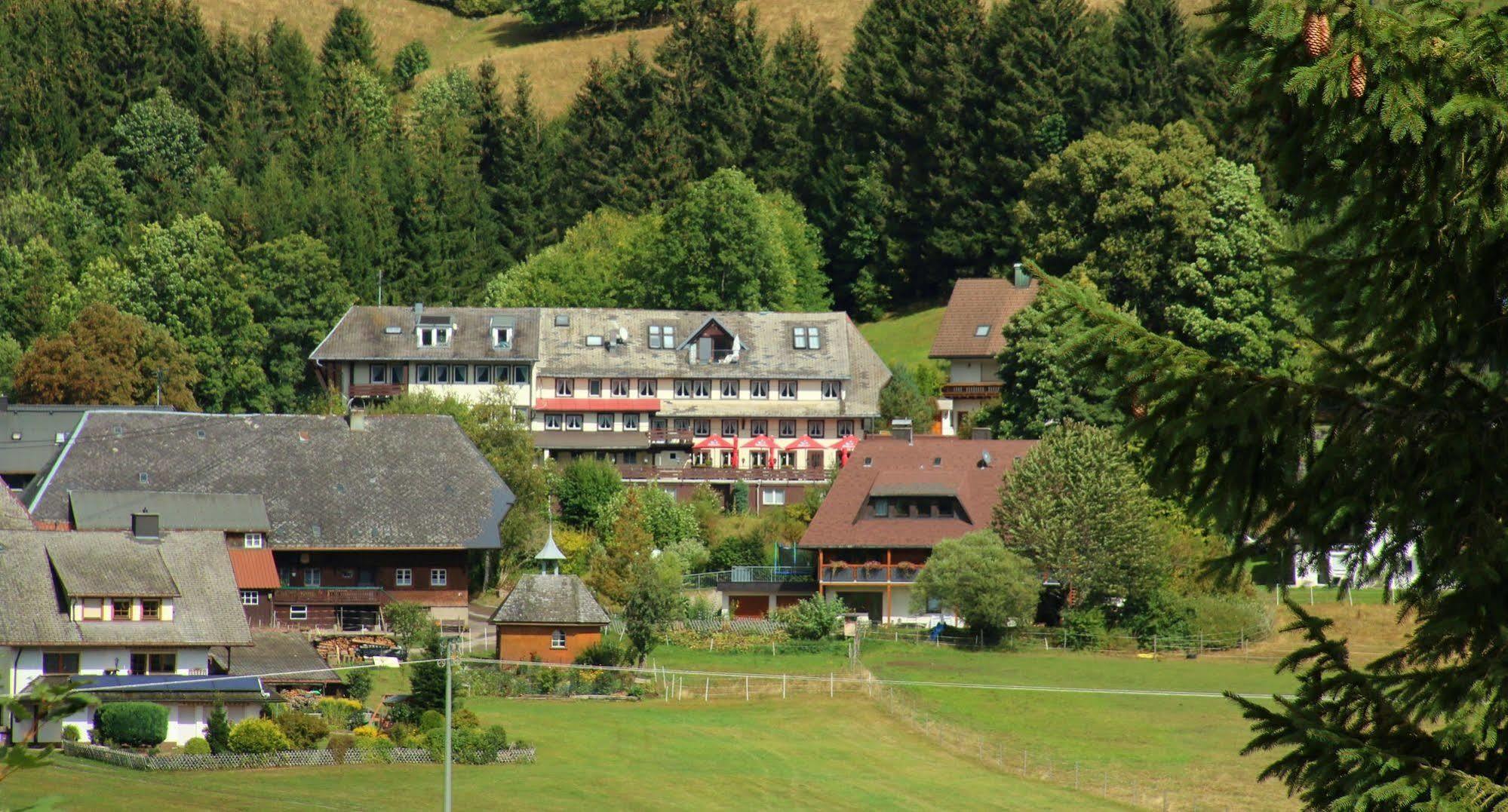 Hotel Landgasthof Adler Altenrond Exterior photo